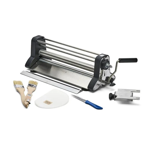 Laminoir multi pâtes en inox avec accessoires De Buyer