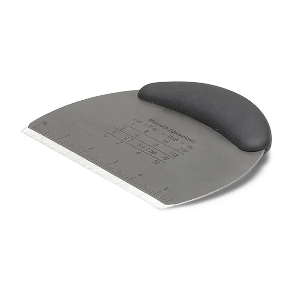 Coupe-pâte gradué en inox Patisse
