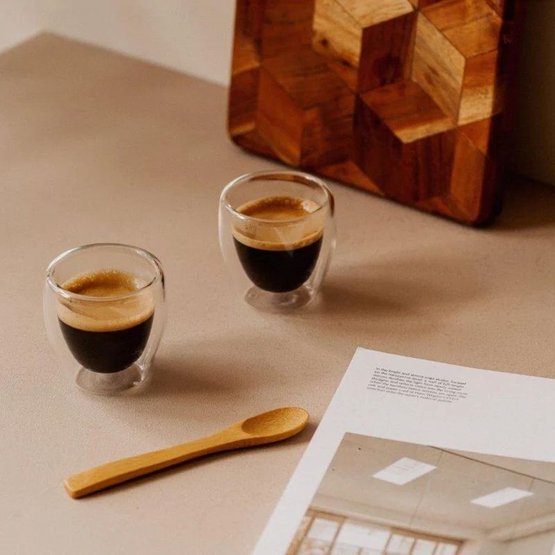 Tasses double paroi avec cuillères en bambou – Lot de 3