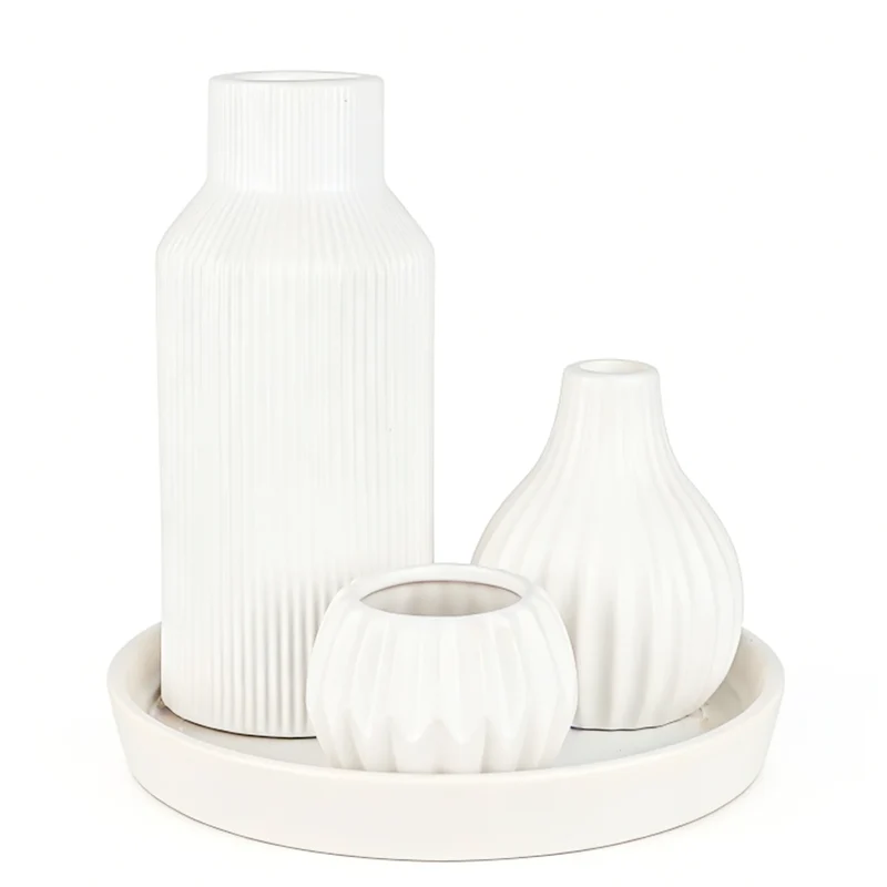 TRIO DE VASES BLANCS - BERLIN KO&CO