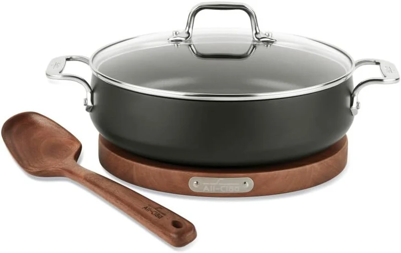 SAUTEUSE 4QT ALL-CLAD AVEC SOUS-PLAT ACACIA