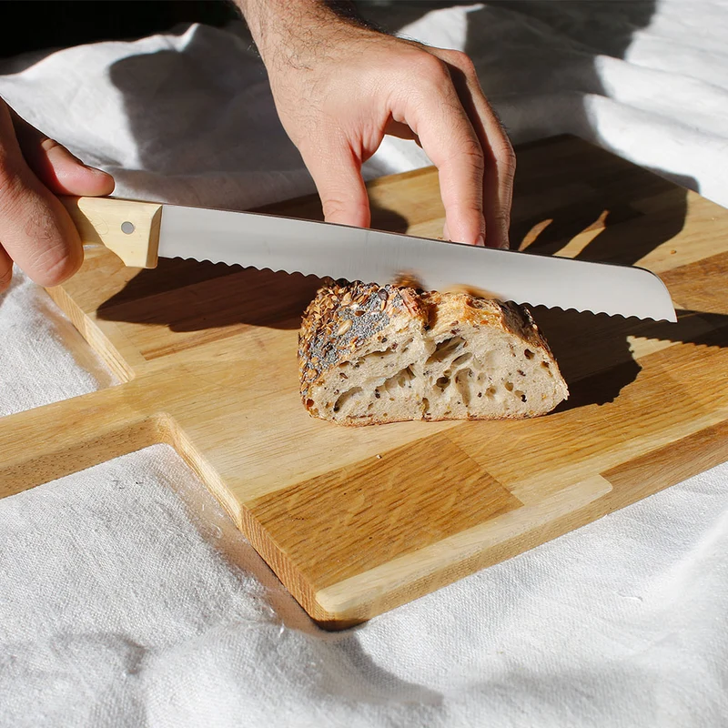 Couteau à pain artisanal manche en buis